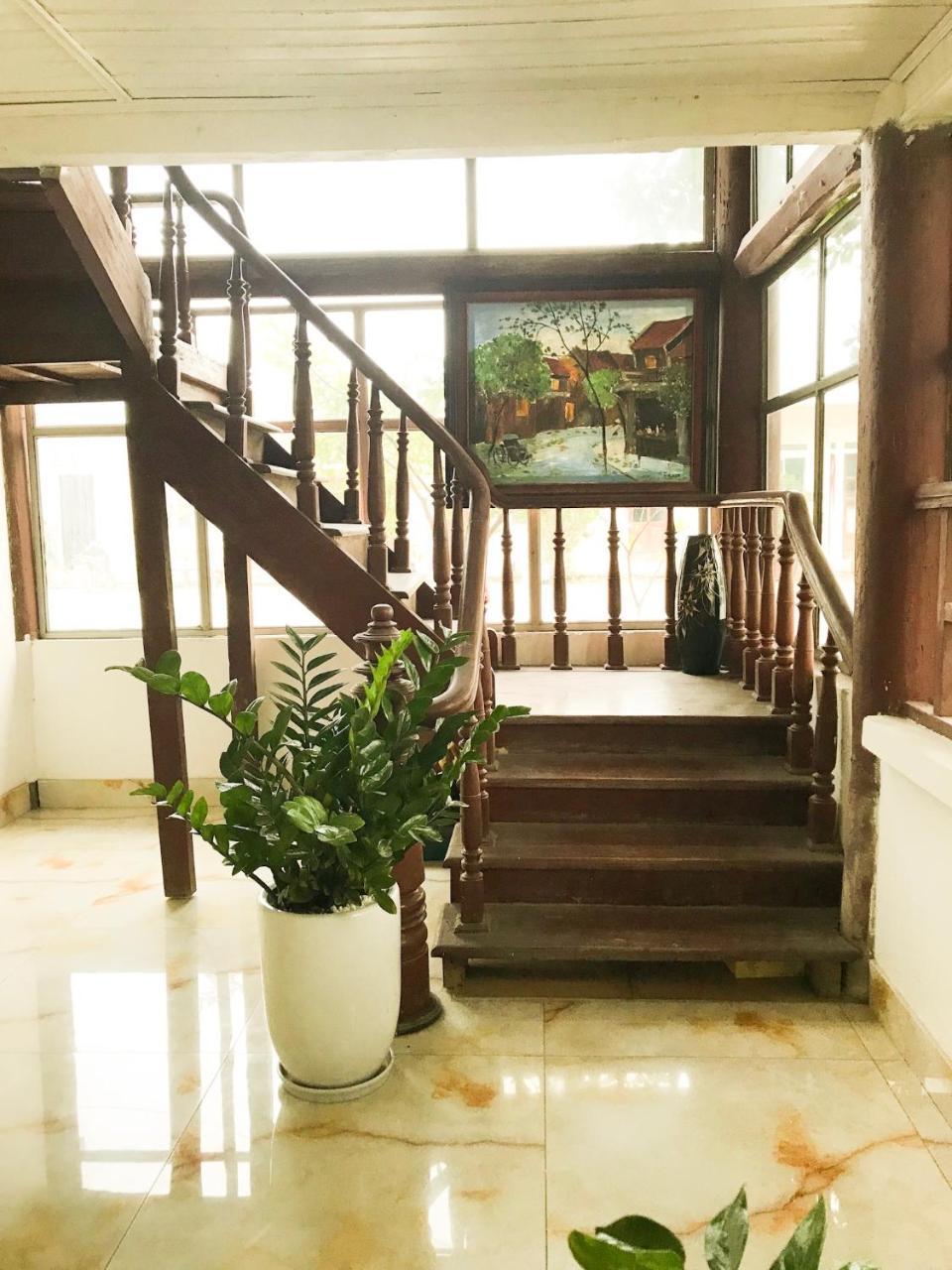 Vinh Gia Airport Lakeview Hostel Hanoi Exterior photo